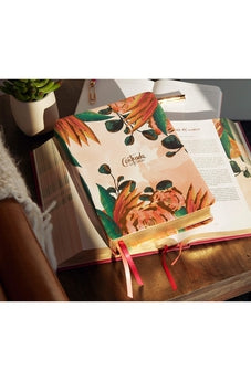 Image of Biblia RVR 1960 Centrada en Cristo Símil Piel Floral